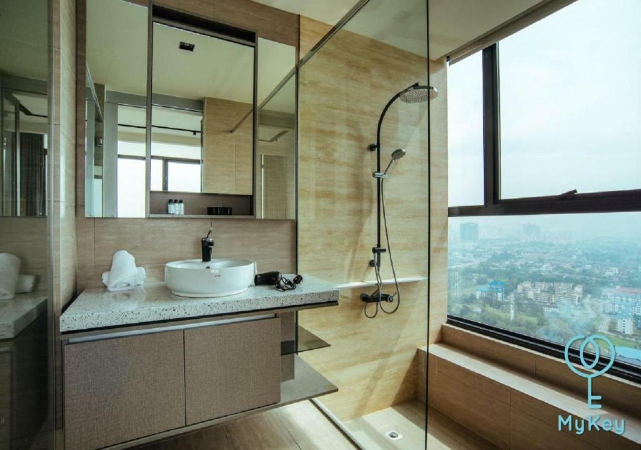 Expressionz Starlight Suites By Mykey Global Kuala Lumpur Bagian luar foto